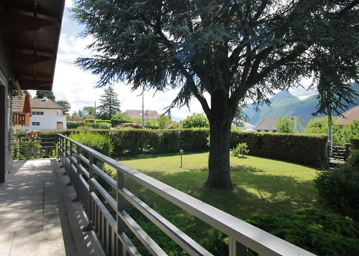 Casa vacanze Charming House With Great Views Brison-Saint-Innocent