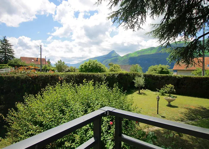 Charming House With Great Views Brison-Saint-Innocent